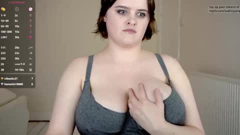 Snapshot of audreyjacq chatting on September 2025 05:06:01 PM Audrey Jacq online show from September 2025 05:06:01 PM