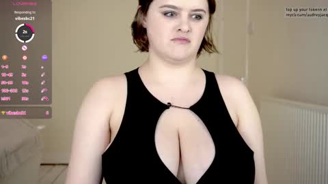 Snapshot of audreyjacq chatting on October 2025 02:41:01 PM Audrey Jacq online show from October 2025 02:41:01 PM