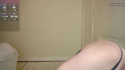 Snapshot of audreyjacq chatting on November 2025 04:41:02 PM Audrey Jacq online show from November 2025 04:41:02 PM