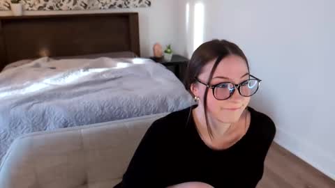 Miss Audrey online show from February 2025 10:31:01 PM