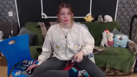 Verona nika online show from November 2025 12:04:01 PM