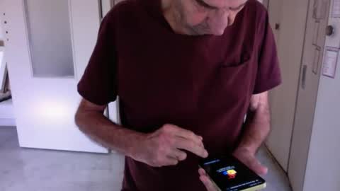 Snapshot of auguste061400 chatting on December 2024 09:24:01 AM auguste061400 online show from December 2024 09:24:01 AM