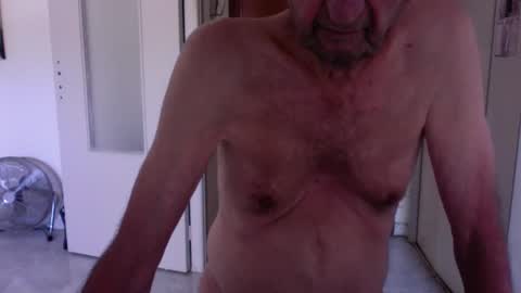 Snapshot of auguste688483 chatting on May 2026 08:44:01 AM auguste688483 online show from May 2026 08:44:01 AM