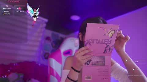 Snapshot of aura_rouss chatting on November 2025 01:28:01 AM aura_rouss online show from November 2025 01:28:01 AM