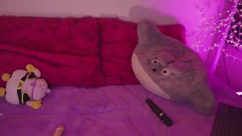 Snapshot of aura_rouss chatting on November 2025 11:27:01 PM aura_rouss online show from November 2025 11:27:01 PM