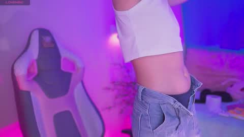 Snapshot of aura_rouss chatting on December 2025 12:49:02 AM aura_rouss online show from December 2025 12:49:02 AM