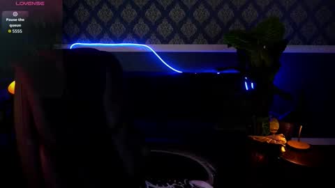 Nikol online show from September 2025 05:57:02 AM