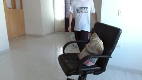 Aureliano online show from April 2026 08:59:01 PM