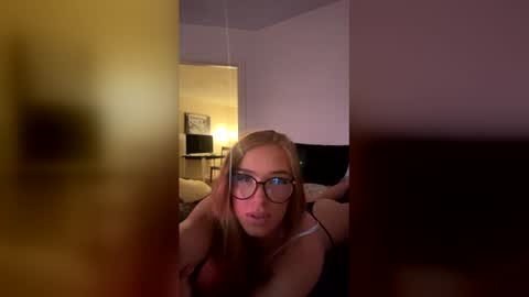 auriamist online show from March 2026 01:45:01 AM