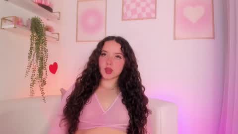 Aurora online show from October 2025 11:02:01 PM