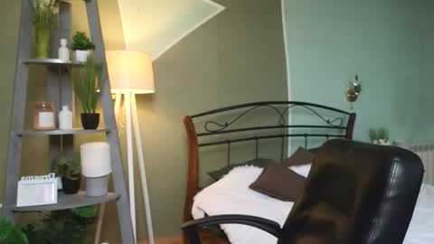 Aurora online show from March 2025 10:22:02 AM