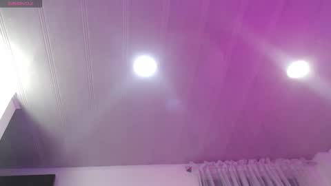 Aurora online show from September 2025 11:54:02 AM