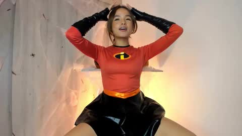 Sharith  online show from October 2025 01:42:01 AM