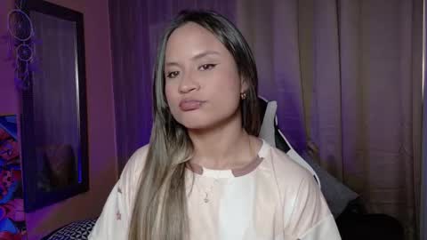 Snapshot of aurora_collins08 chatting on November 2025 05:46:02 PM aurora_collins08 online show from November 2025 05:46:02 PM