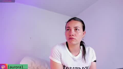 Snapshot of aurora_divine chatting on May 2026 07:00:01 PM aurora_divine online show from May 2026 07:00:01 PM