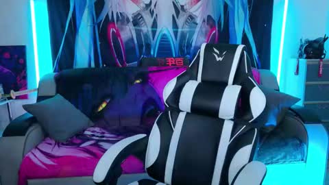 Snapshot of aurora_natsuki chatting on November 2025 10:48:01 AM AURORA NATSUKI online show from November 2025 10:48:01 AM