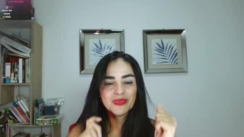 Aurora online show from February 2025 07:52:01 PM