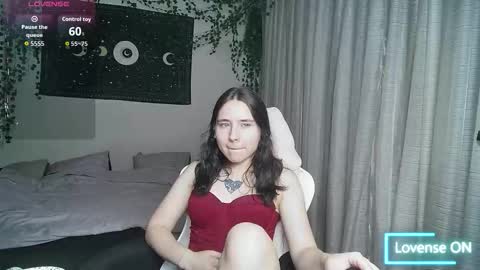 Aurora online show from October 2025 11:53:02 AM