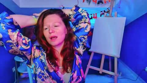 auroraborealis__ online show from October 2025 06:57:01 AM