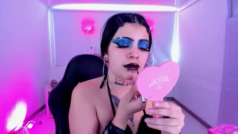 Aurora Diaz online show from October 2025 07:47:01 PM