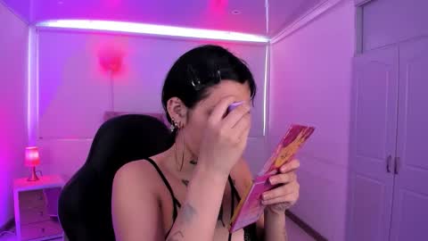 Aurora Diaz online show from November 2025 07:35:01 PM