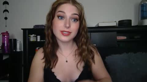 auroralightz1 online show from October 2025 01:19:02 AM