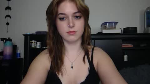 auroralightz1 online show from November 2025 04:34:02 AM