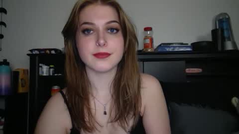 auroralightz1 online show from December 2025 03:36:01 AM