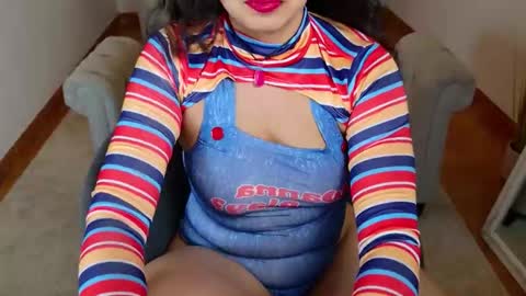 Snapshot of aurorasiera chatting on September 2025 09:03:01 PM Aurora online show from September 2025 09:03:01 PM