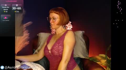 Aurora Storm online show from November 2025 02:01:01 AM