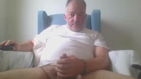 Snapshot of aussiesydguy chatting on February 2026 02:27:02 AM chatbateaussie online show from February 2026 02:27:02 AM
