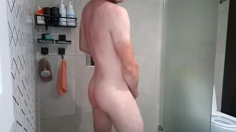 Snapshot of aussieweapon chatting on October 2025 10:32:02 PM Nick online show from October 2025 10:32:02 PM