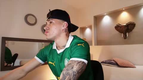 AUSTIN  online show from January 2025 04:47:01 AM