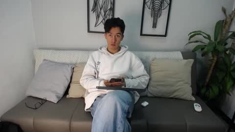 Snapshot of austinreeds chatting on November 2025 02:54:01 PM austinreeds online show from November 2025 02:54:01 PM