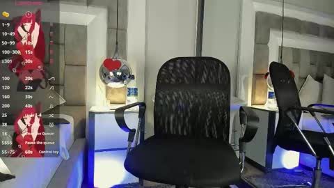 Snapshot of austinreeds chatting on March 2026 12:11:01 PM austinreeds online show from March 2026 12:11:01 PM