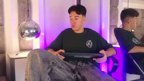 austinreeds online show from May 2026 12:47:02 PM
