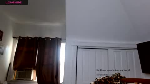 Snapshot of autumnb712 chatting on September 2025 09:15:02 PM autumnb712 online show from September 2025 09:15:02 PM