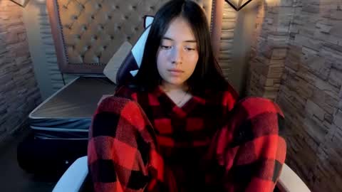              online show from December 2024 06:26:01 AM