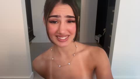 Ava  online show from February 2026 12:18:02 AM