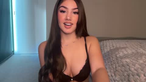 Ava  online show from June 2026 03:00:01 AM