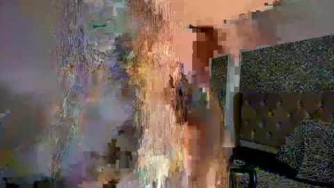 Ava  online show from October 2025 01:08:01 PM