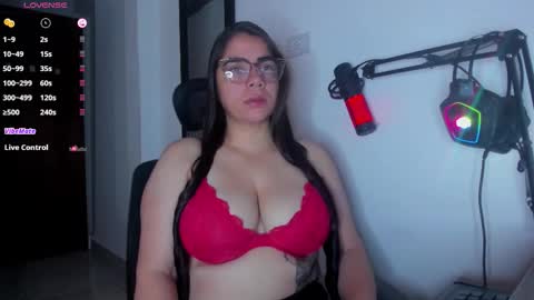 Snapshot of ava_muse chatting on December 2025 07:53:02 PM ava muse online show from December 2025 07:53:02 PM