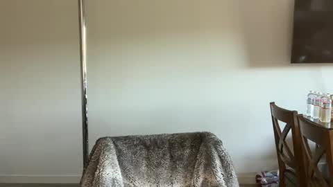 Snapshot of ava_petite_ chatting on June 2026 06:39:01 PM Little Ava online show from June 2026 06:39:01 PM