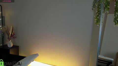 Snapshot of ava_sterling chatting on May 2026 01:13:02 AM ava_sterling online show from May 2026 01:13:02 AM