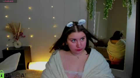 Snapshot of ava_sterling chatting on June 2026 02:00:01 AM ava_sterling online show from June 2026 02:00:01 AM