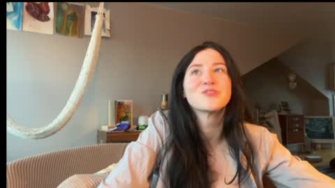 Snapshot of avallanchee chatting on May 2026 12:39:01 AM avallanchee online show from May 2026 12:39:01 AM