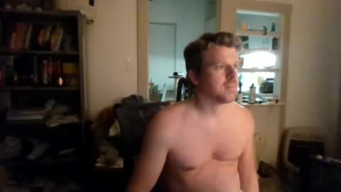 Snapshot of avenger8248 chatting on October 2025 04:55:01 AM Avenger online show from October 2025 04:55:01 AM