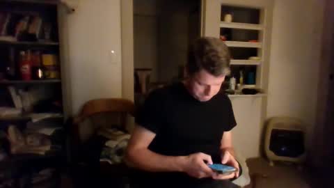 Snapshot of avenger8248 chatting on March 2026 02:08:02 AM Avenger online show from March 2026 02:08:02 AM