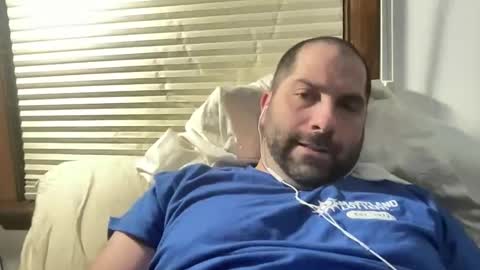 Snapshot of averagejoe345977 chatting on March 2026 01:01:02 AM averagejoe345977 online show from March 2026 01:01:02 AM