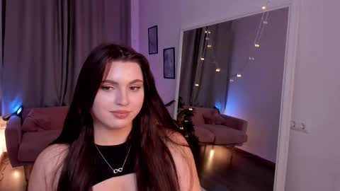 Snapshot of avery_flores chatting on December 2025 10:03:01 PM Avery online show from December 2025 10:03:01 PM